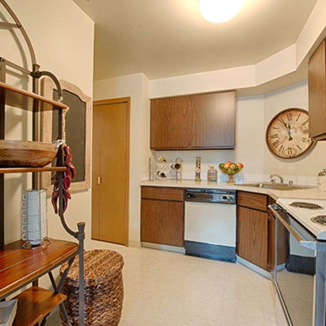 Cleveland Apartments Hamilton House Gallery